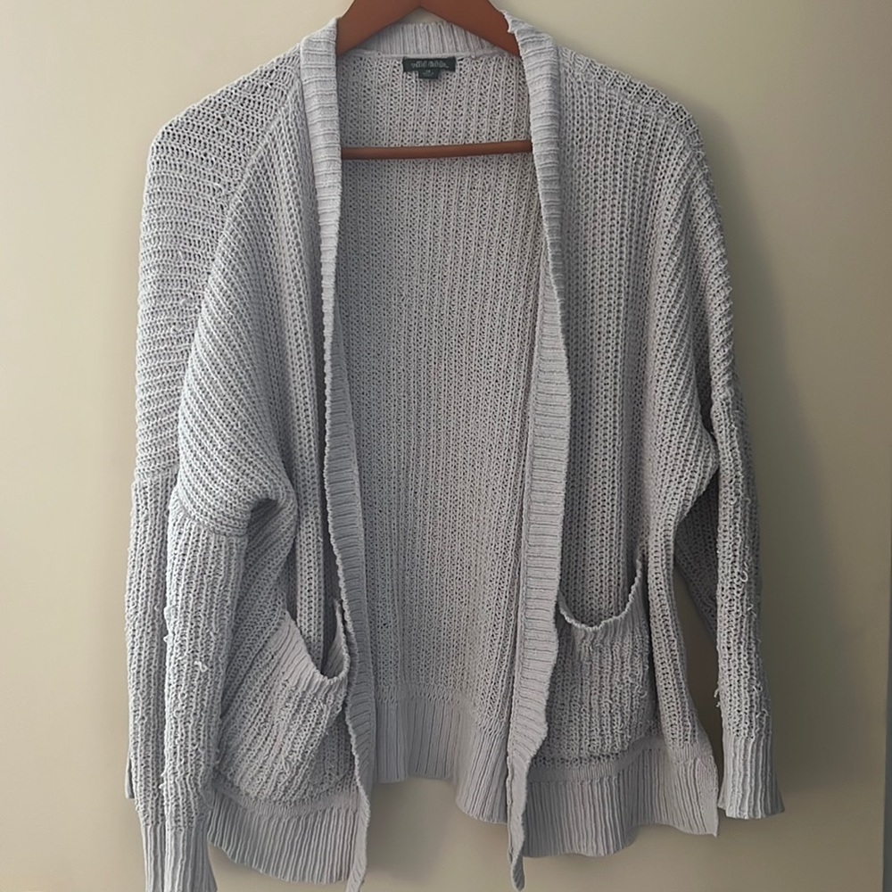 Women’s Wild Fable light grey cardigan (with pockets!!!)